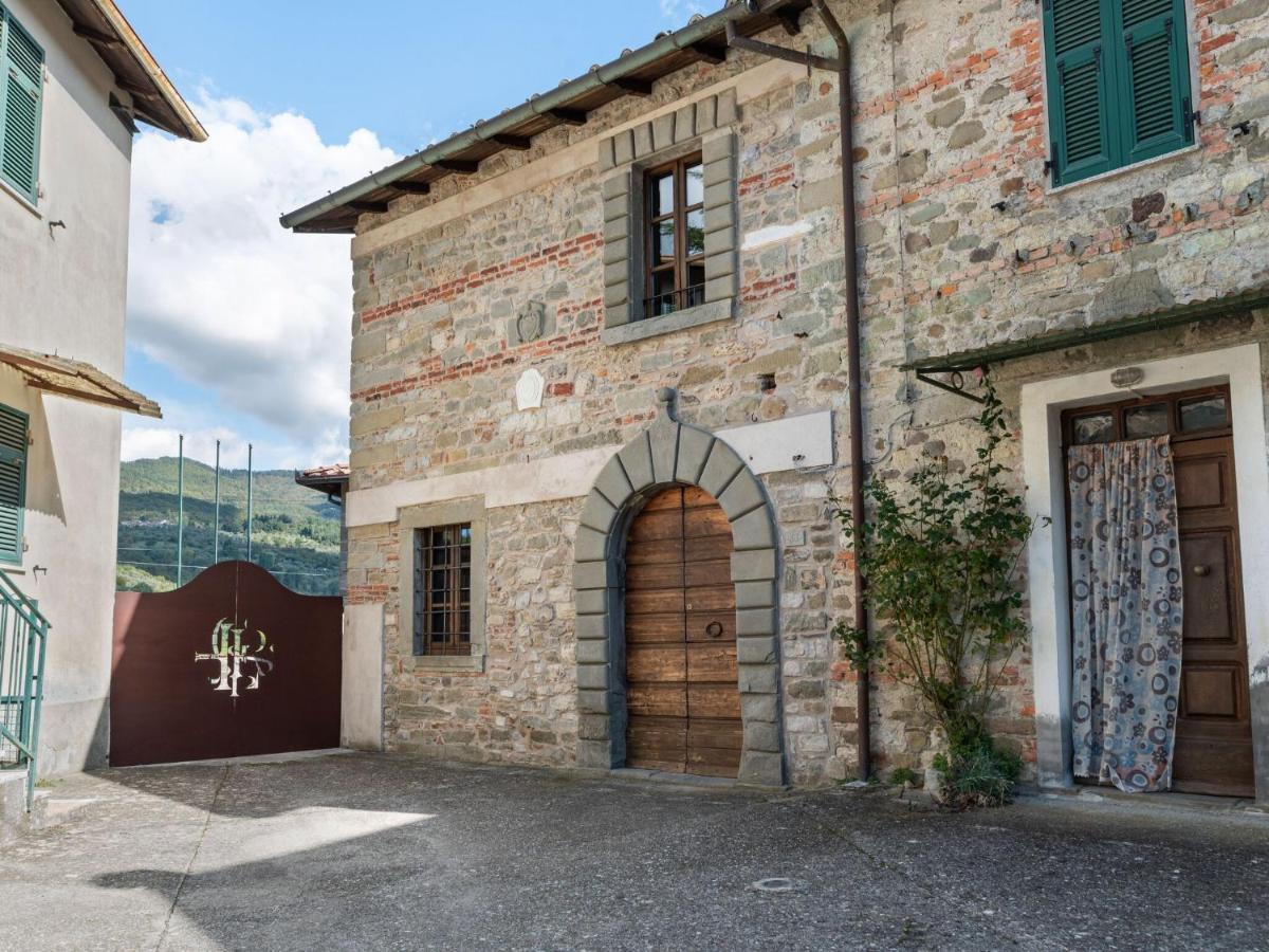 Villa Ancient Farmhouse With Private Heated Hot Tub And Pool à Casola in Lunigiana Extérieur photo