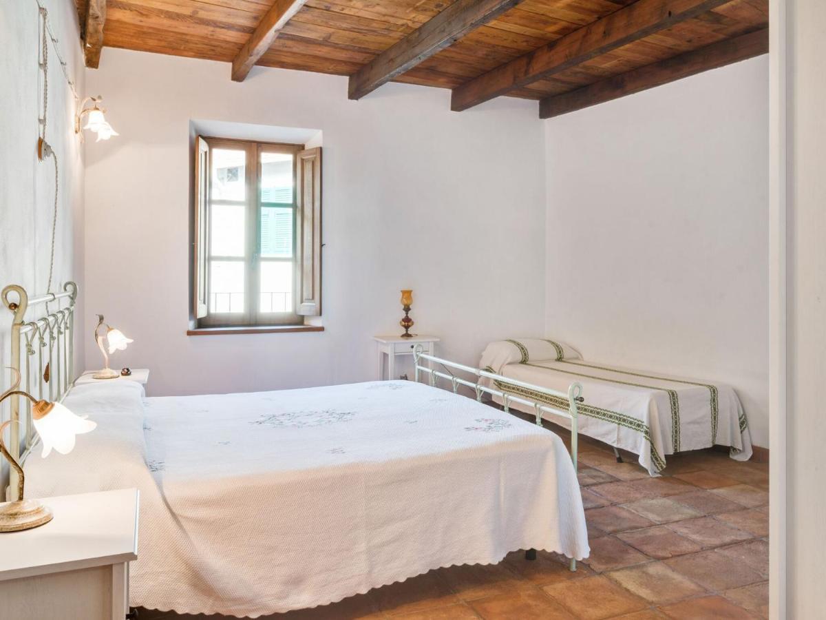 Villa Ancient Farmhouse With Private Heated Hot Tub And Pool à Casola in Lunigiana Extérieur photo