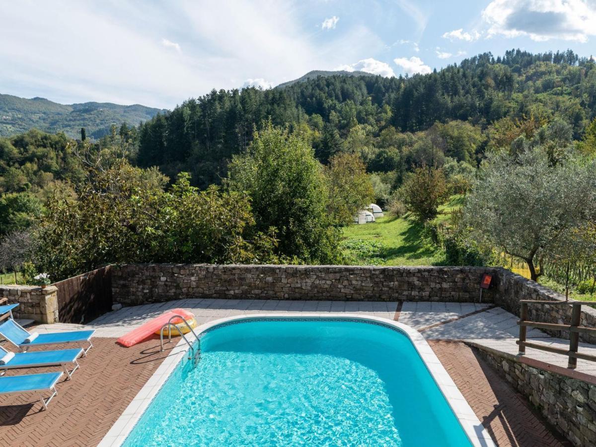 Villa Ancient Farmhouse With Private Heated Hot Tub And Pool à Casola in Lunigiana Extérieur photo